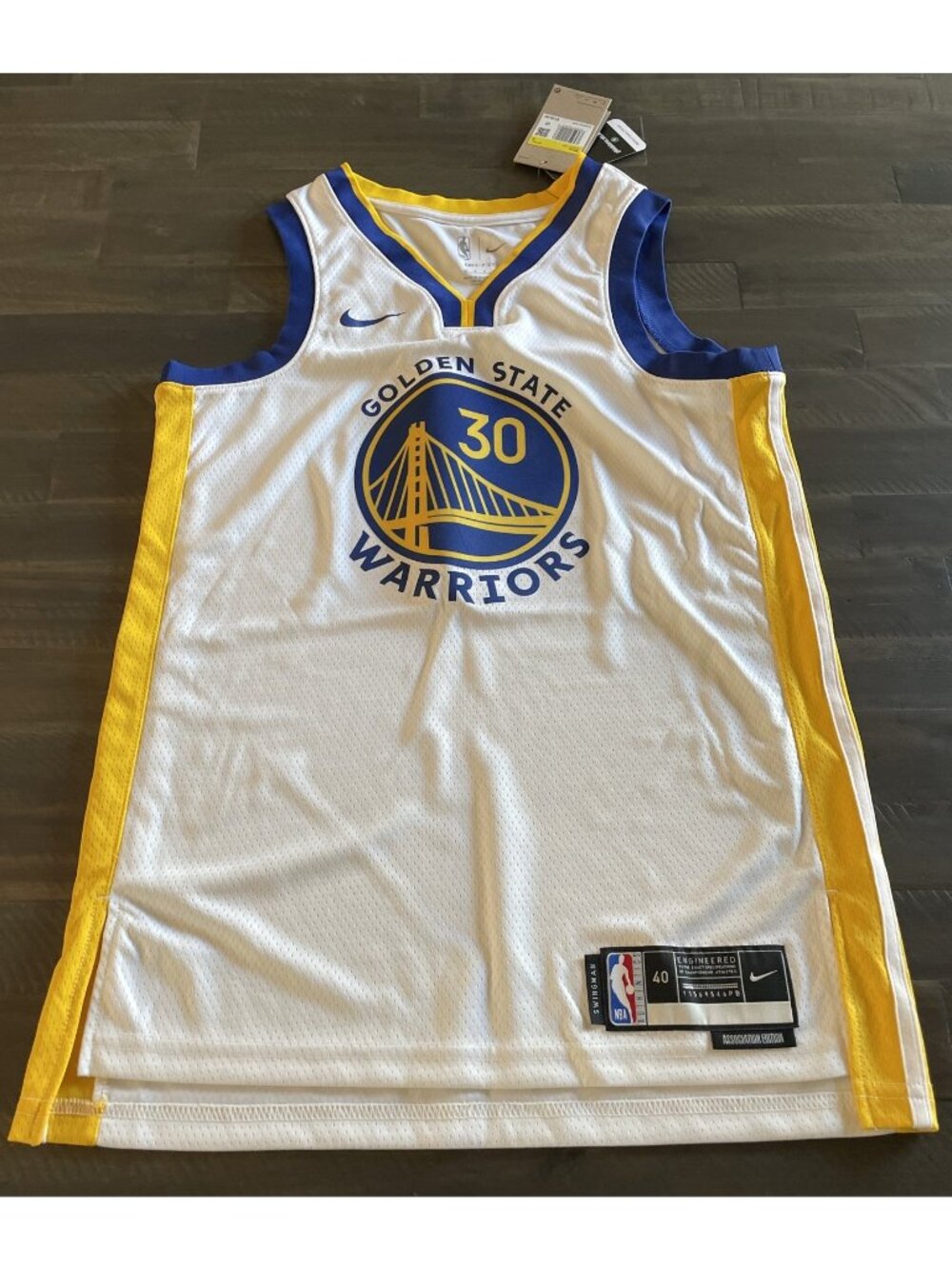 Golden State Warriors Curry #30 Nike Swingman Jersey Association Edition Small